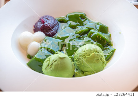 Matcha jelly with ice-cream and bean paste, famous dessert in Uji Kyoto Japan 128264411
