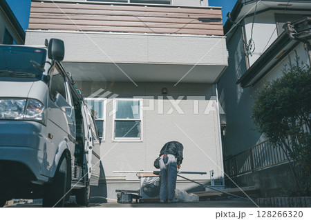 エアコンの配管工事 128266320