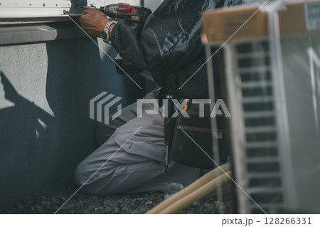 エアコンの配管工事 128266331