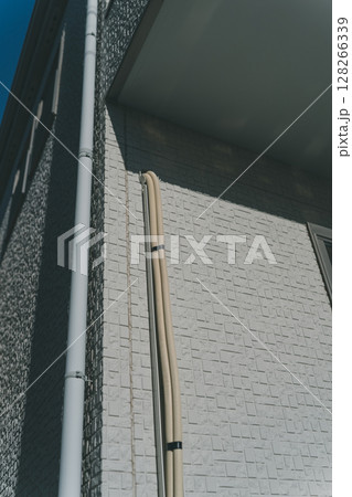 エアコンの配管工事 128266339