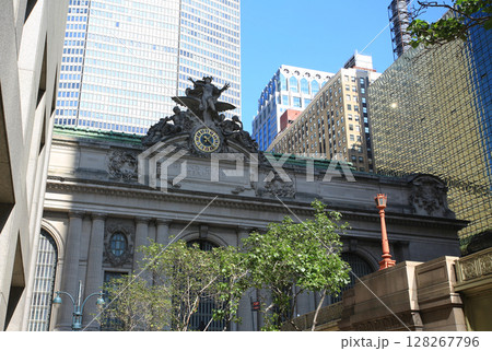 exterior of Grand Central station, a main train station in New York City. 128267796