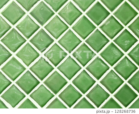 明るい黄緑色の正方形のタイルが斜めに貼られた壁面の背景画像 128268736