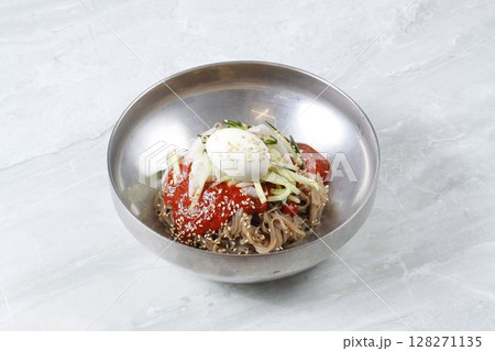 Naengmyeon(Buchwheat cool noodles) Naengmyeon(Buchwheat cool noodles) 128271135