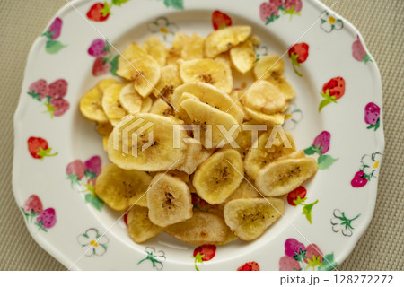 バナナチップ　ドライバナナ　フルーツ　バナナ　お菓子　おやつ 128272272