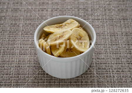 バナナチップス 128272635