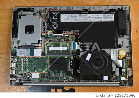 ノートパソコン修理　データ復旧　部品交換 128273046
