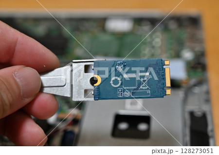 ノートパソコン修理 SSD データ復旧 部品交換 ノートパソコン修理 SSD データ復旧 部品交換 128273051