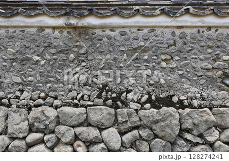 高知県安芸市、土居廓中の石練塀 128274241