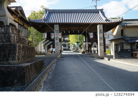 【備後国一宮】吉備津神社 下随神門 広島県福山市 【備後国一宮】吉備津神社 下随神門 広島県福山市 128274894