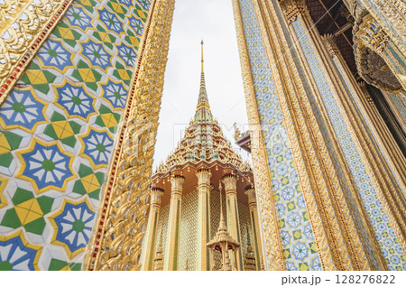 タイ　ワット・プラケオ（バンコク） 128276822