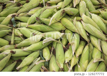 THAILAND RAYONG CITY FOOD MARKET 128277772