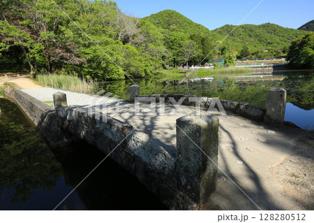 兵庫県姫路市　州濱神社　入口の風景 128280512