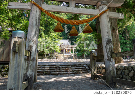 Shirakawa Hachiman Shrine torii gate in Shirakawa-go, Japan Shirakawa Hachiman Shrine torii gate in Shirakawa-go, Japan 128280870