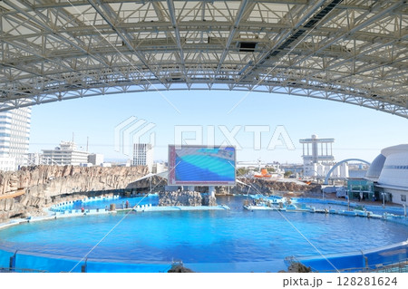 名古屋港水族館（メインプール　愛知県 名古屋市） 128281624