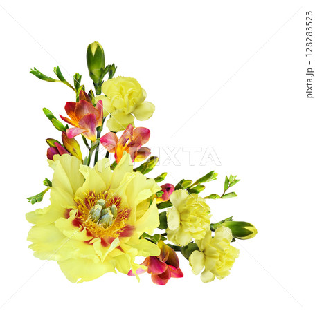 Corner floral composition with yellow peony, dianthus and freesia flowers isolated on white 128283523