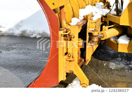 除雪車 128286027