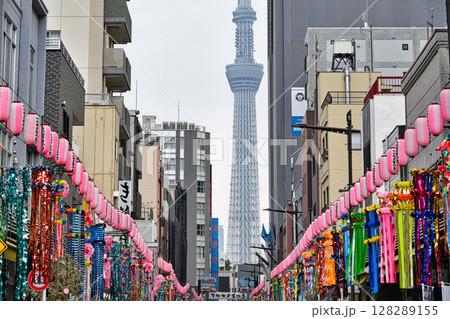 東京都 かっぱ橋本通り 下町七夕まつり 例年7月七夕に開催 東京都 かっぱ橋本通り 下町七夕まつり 例年7月七夕に開催 128289155