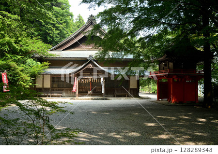 御嶽山真福院(護摩堂)　【三重県津市美杉町】 128289348