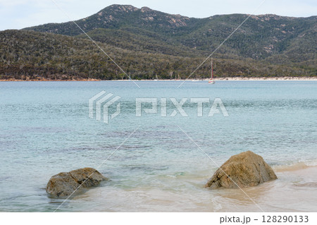 Wineglass Bay - Freycinet Peninsula Wineglass Bay - Freycinet Peninsula 128290133
