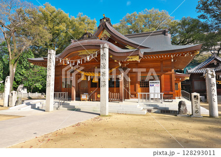 【一宮神社】 愛媛県新居浜市一宮町 【一宮神社】 愛媛県新居浜市一宮町 128293011