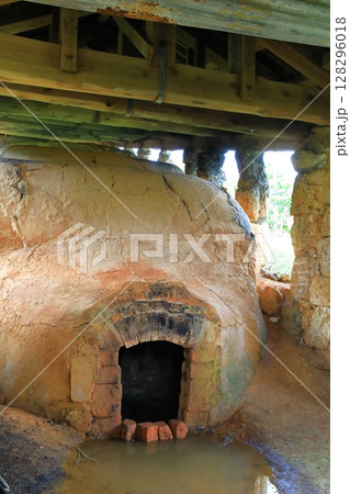 やちむんの里　登り窯 128296018