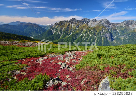 蝶ヶ岳から望む穂高連峰と槍ヶ岳 蝶ヶ岳から望む穂高連峰と槍ヶ岳 128296828