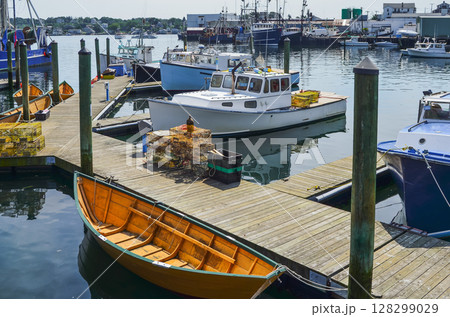 Fishing Boats in harbor, Gloucester, Cape Ann, Massachusetts, USA 128299029