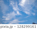 青空に浮かぶ雲 128299161