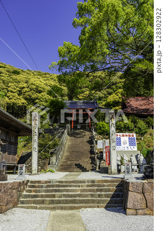 四国八十八箇所41番　龍光寺　稲荷神社　愛媛県宇和島市 128302922