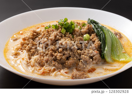 冷やし 豆乳坦々そうめん 冷やし 豆乳坦々そうめん 128302928