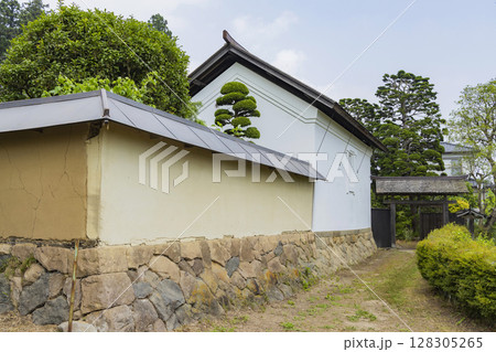 重要文化財我妻家住宅　蔵王町　我妻家住宅 128305265