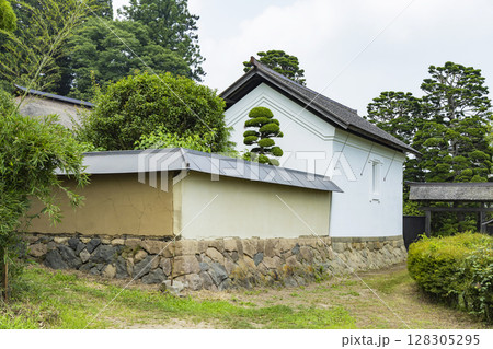 重要文化財我妻家住宅　蔵王町　我妻家住宅 128305295