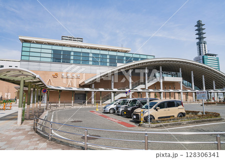 静岡市のJR東静岡駅の風景(静岡県) 128306341