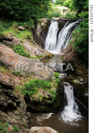 多留姫の滝　多段の滝　夏の滝 128307342