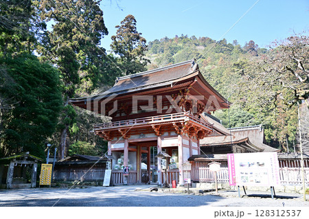 滋賀県 日吉大社 全国約3,800社の日吉・日枝・山王神社の総本宮 滋賀県 日吉大社 全国約3,800社の日吉・日枝・山王神社の総本宮 128312537