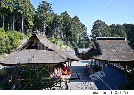 滋賀県　日吉大社　全国約3,800社の日吉・日枝・山王神社の総本宮 128312559