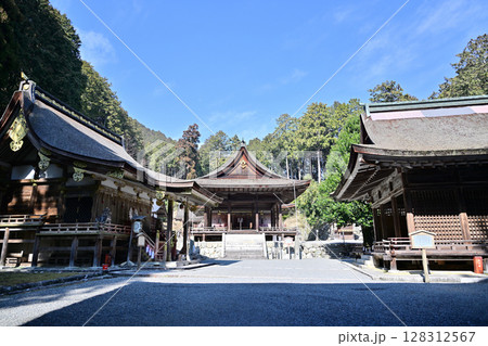 滋賀県 日吉大社 全国約3,800社の日吉・日枝・山王神社の総本宮 滋賀県 日吉大社 全国約3,800社の日吉・日枝・山王神社の総本宮 128312567
