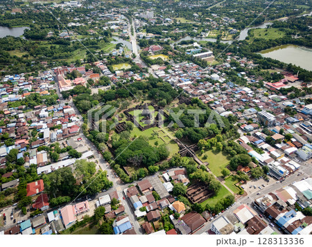 Drone shot the aerial view of Phimai Historical Park. the ancient stone temple Nakhon Ratchasima, Thailand 128313336