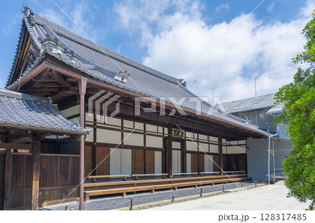 東福寺　普門院　新緑の季節（京都市東山区） 128317485