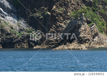 鳥取　四季の散歩　春　松島　遊覧船 128330052