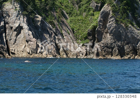 鳥取　四季の散歩　春　松島　遊覧船 128330348