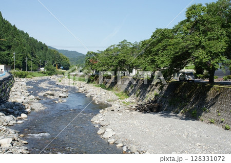 鳥取　四季の散歩　夏　佐治　黎明の庭 128331072