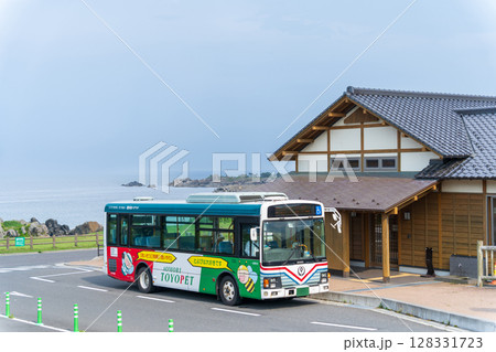 「青森県」種差海岸のインフォメーションセンター・八戸市 128331723