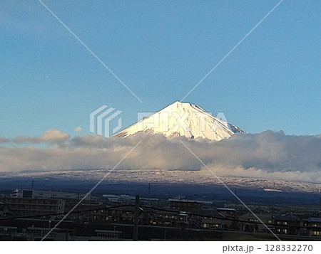 雲海の富士 雲海の富士 128332270