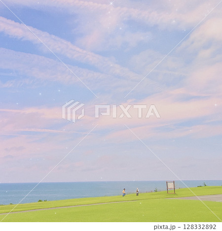 海の見える公園 128332892