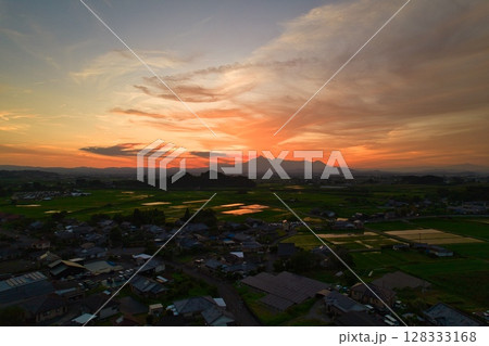 都城市空撮 夕焼け 都城市空撮 夕焼け 128333168