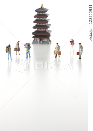 観光、旅行、インバウンド、オーバーツーリズム 128333931