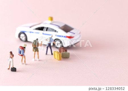 観光、旅行、インバウンド、オーバーツーリズム 128334052