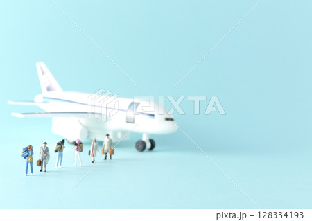 観光、旅行、インバウンド、オーバーツーリズム 128334193