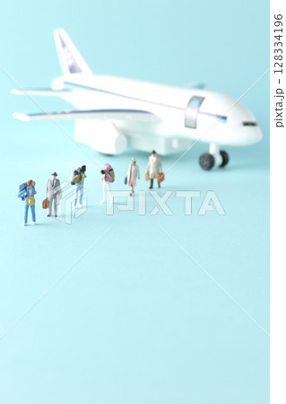 観光、旅行、インバウンド、オーバーツーリズム 128334196